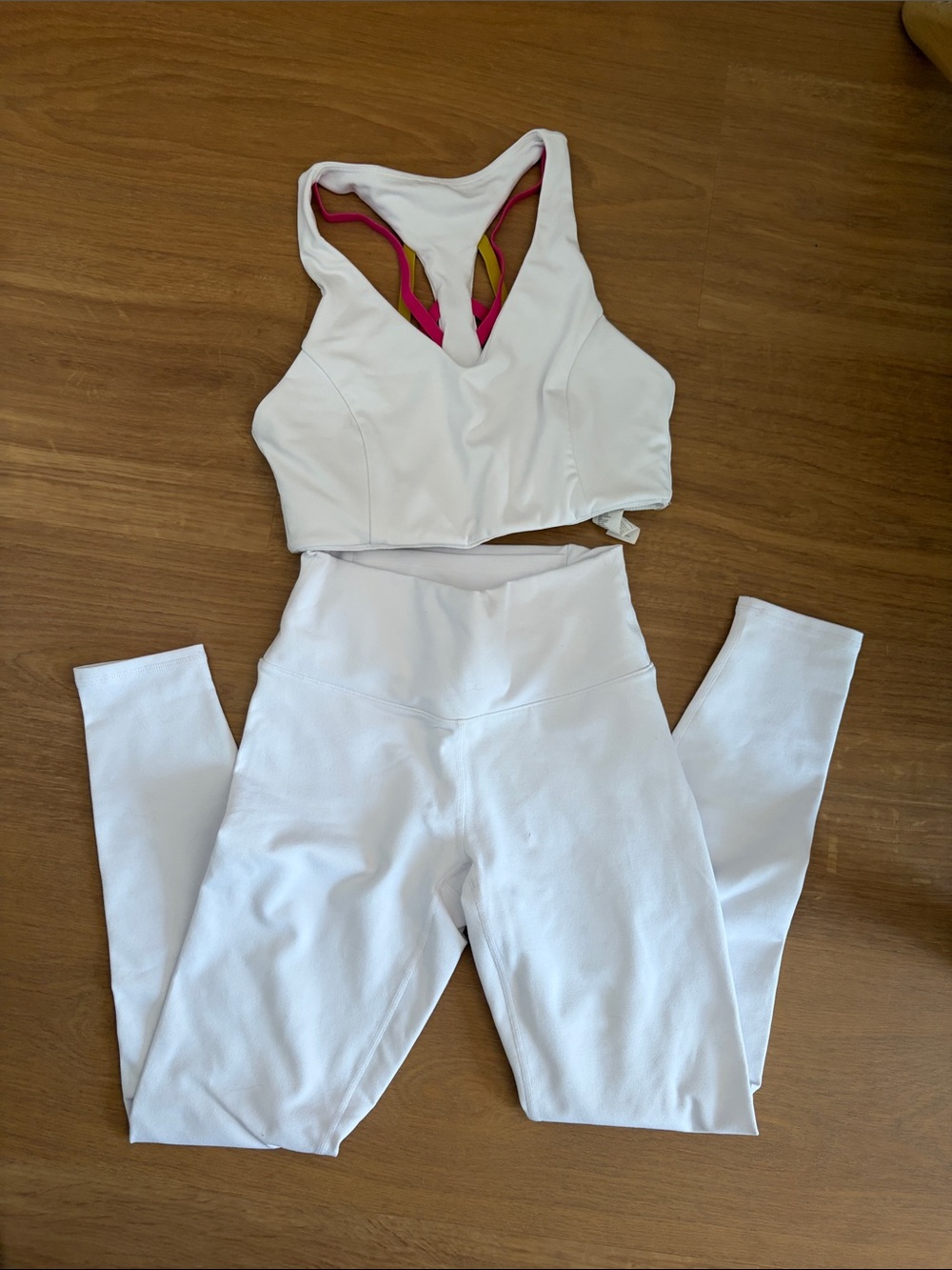 Fabletics // Boost PowerHold Set - Picture 6 of 9